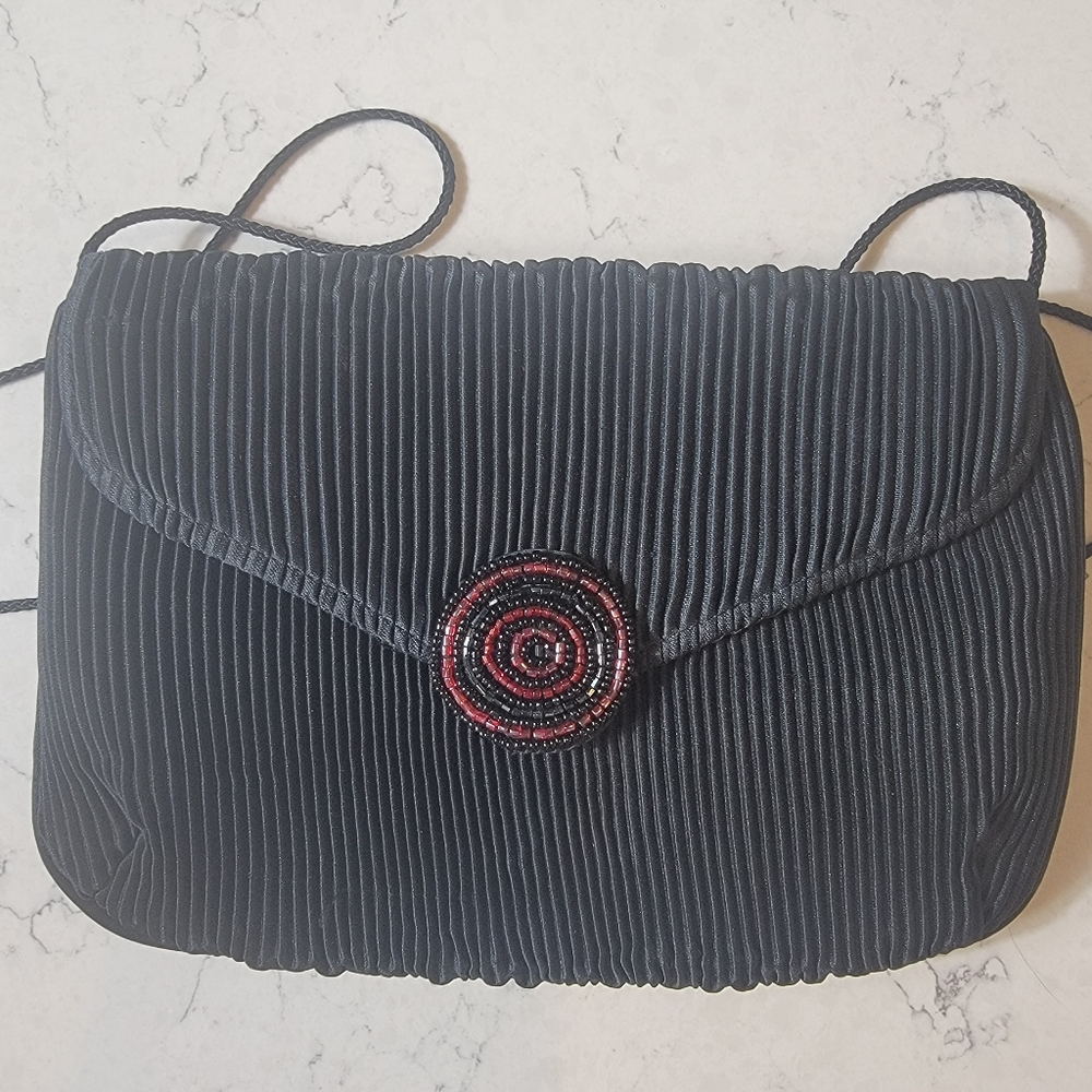Vintage La Regale vintage black whimsigoth pleated beaded snap closure bag - Picture 5 of 10
